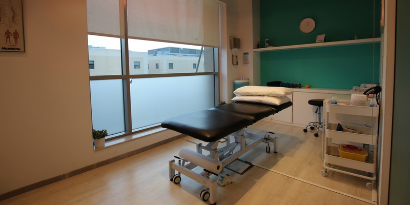 AABBBOORSSSII Clinic Dr. JHOSS: Affordable Health Care in Cilacap's Heart
